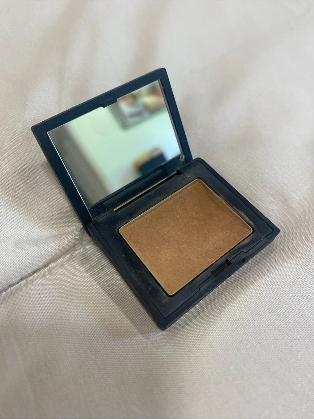 NARS Laguna bronzer compact with mirror Excellent condition